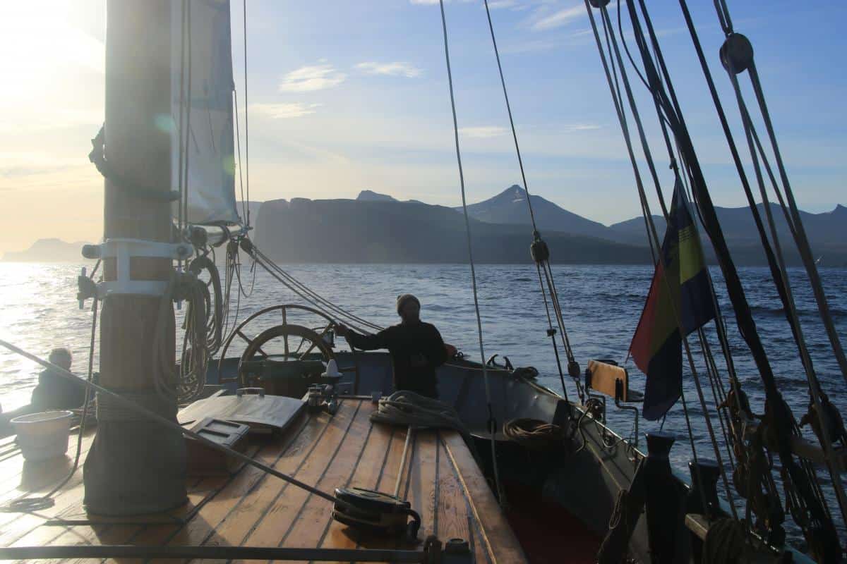 Tecla Sailing Expeditions