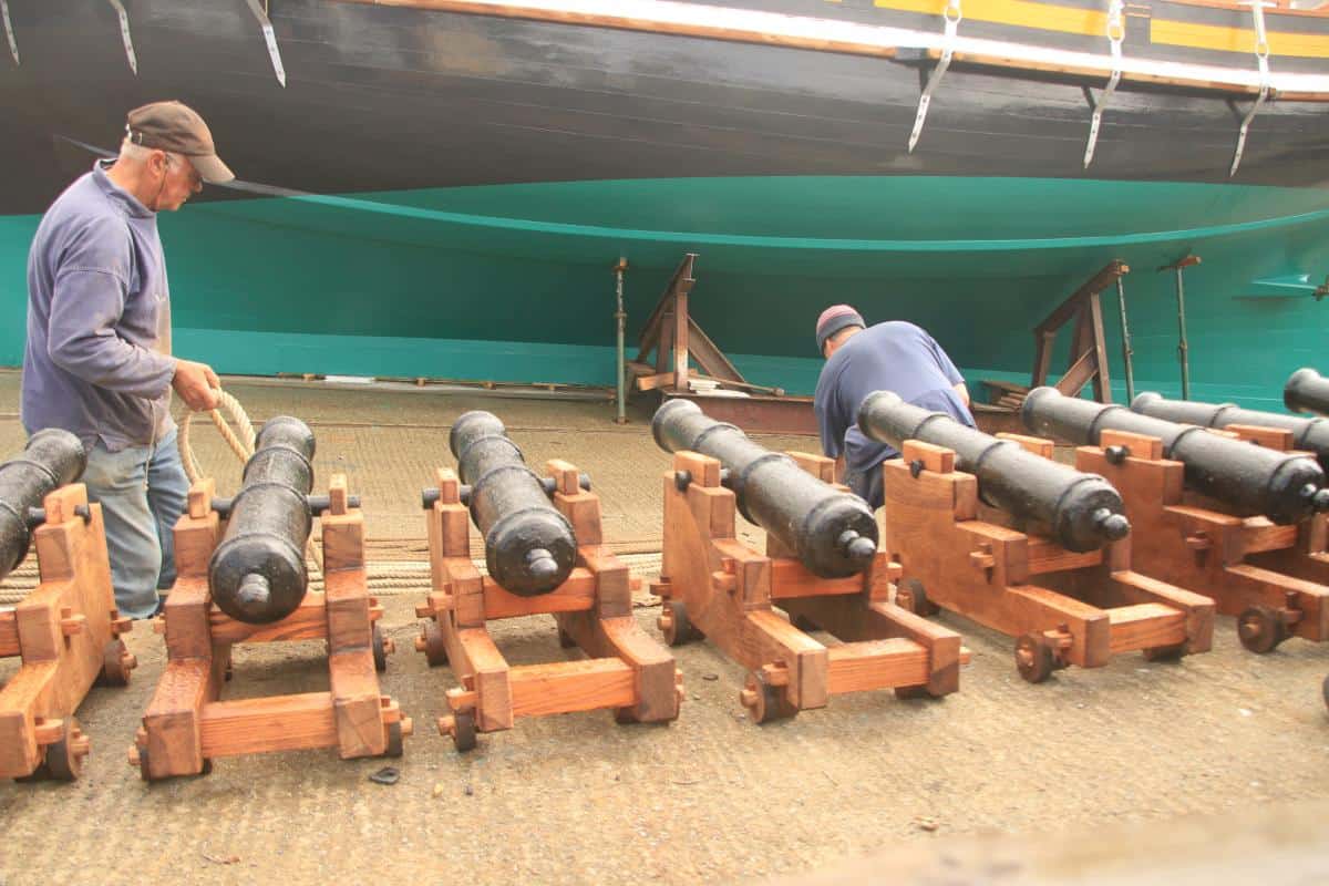 Grayhound Revenue Lugger replica - cannons on launch day