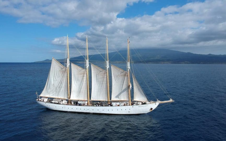 Sailing holidays on Santa Maria Manuela with Classic Sailing