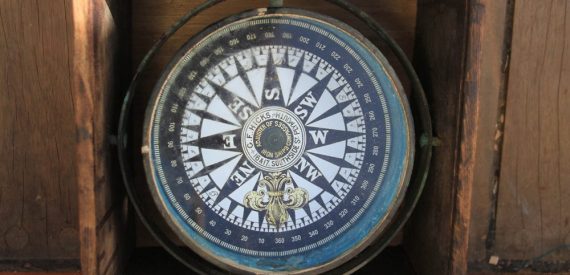 fishermans compass in a box