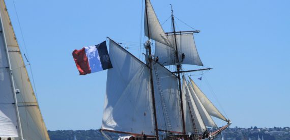 cut a dash to a french festival on anny