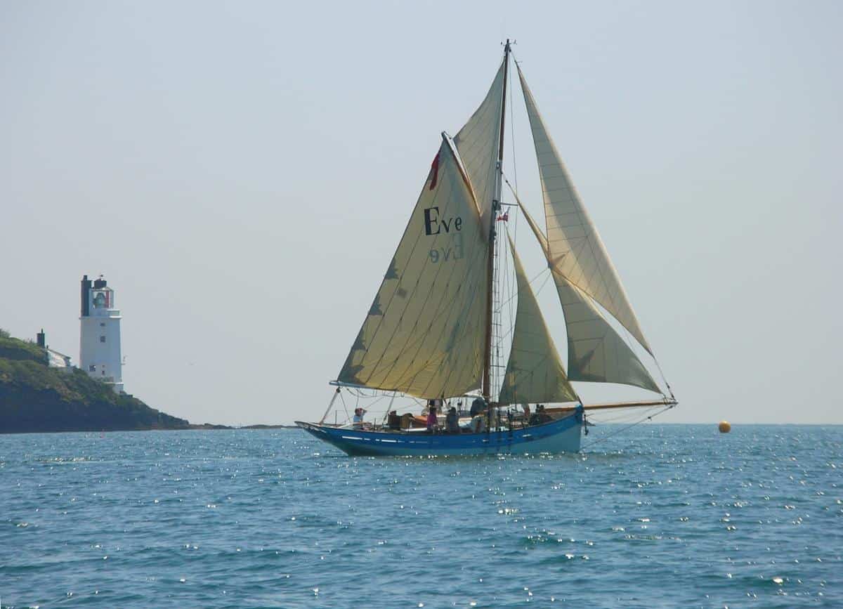 Classic Sailing Pilot Cutter Directory - Eve of St Mawes