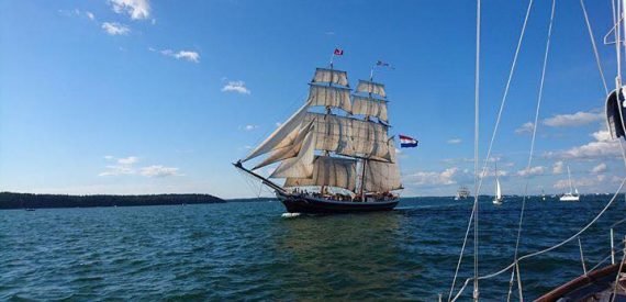 Tall Ship Sailing on Morgenster with Classic Sailing