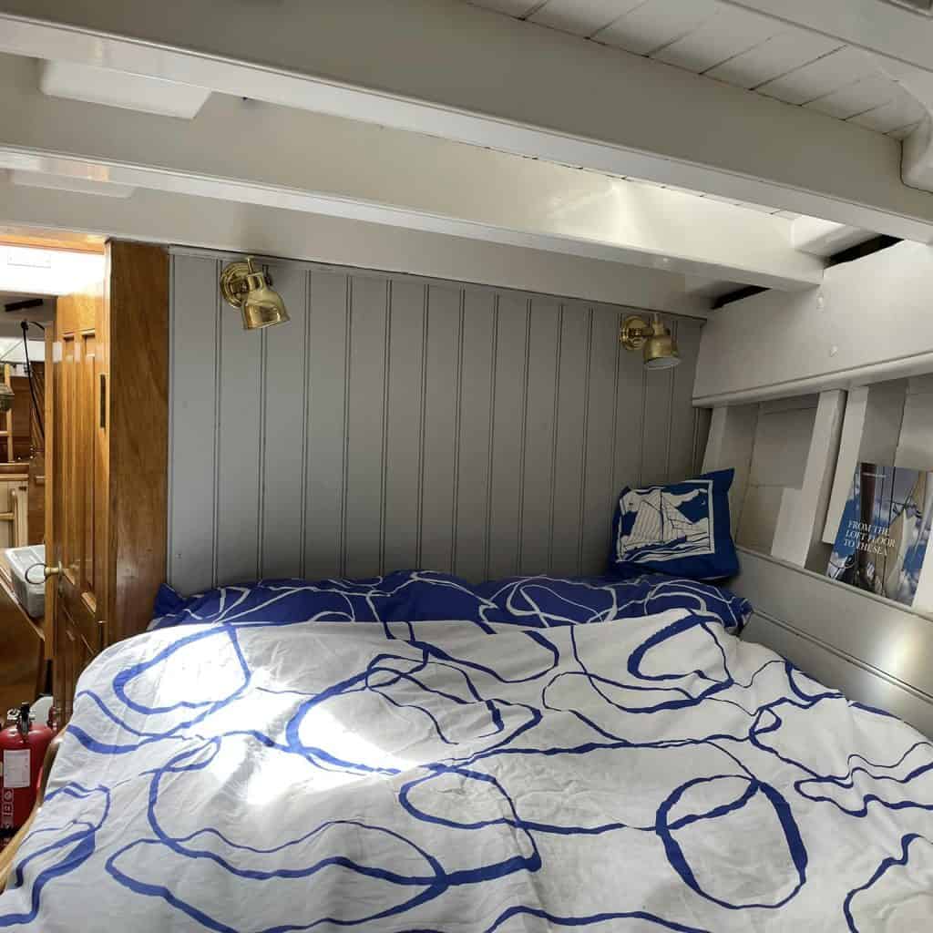 Pilot cutter Tallulah forepeak double bed.