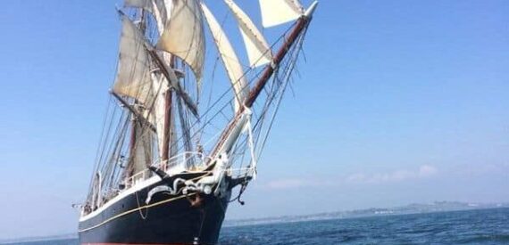 Tall Ship Sailing on Morgenster with Classic Sailing